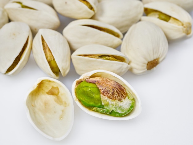 خرید پسته درجه یک