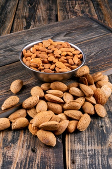 خرید بادام مامایی درجه یک