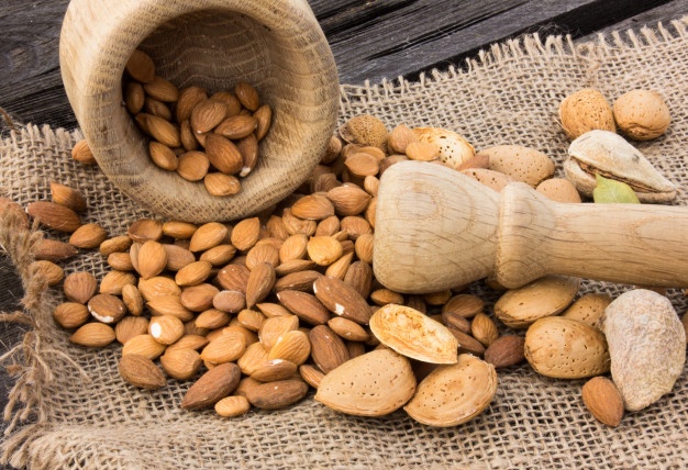 بادام درختی کردستان