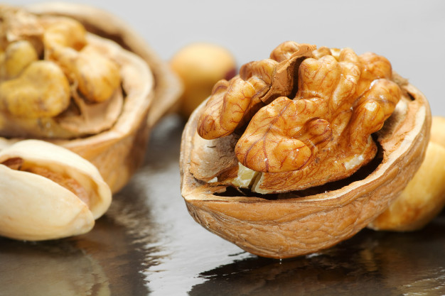 فروش عمده گردو بوانات