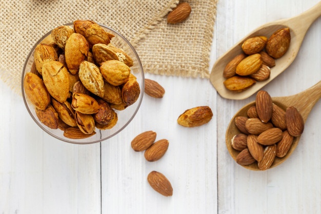مرکز فروش بادام کاغذی
