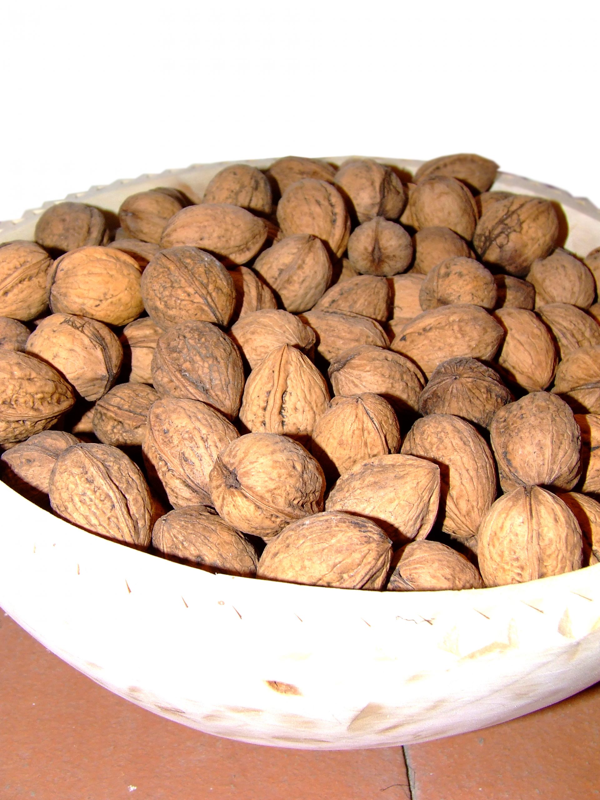 خرید و فروش گردوی اقلید