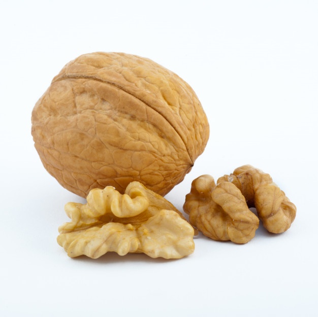 خرید گردو درجه یک تویسرکان