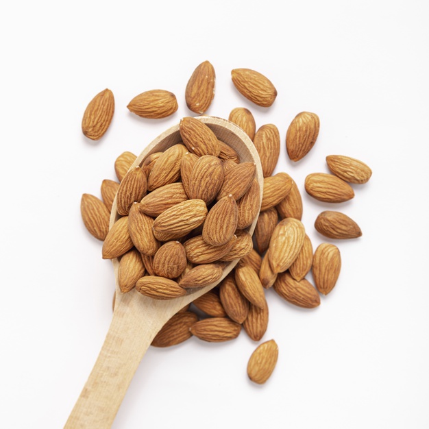 مغز بادام ریز اعلا
