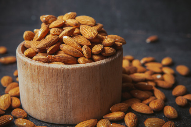 مغز بادام عمده