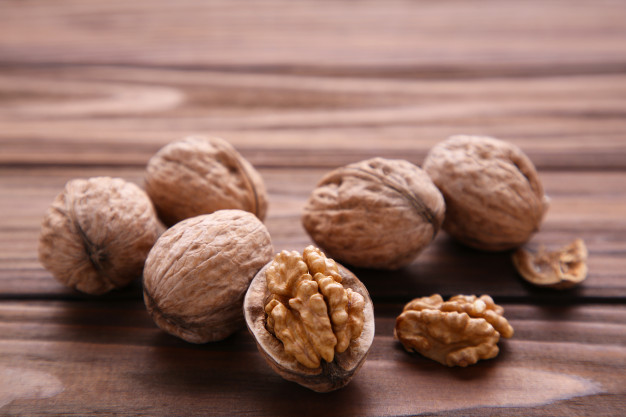 فروش عمده مغز گردو آذرشهر