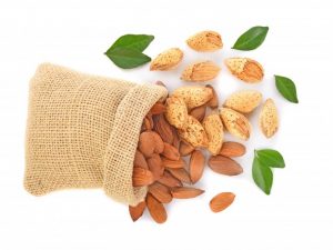 خرید مستقیم عمده بادام محب شهرکرد