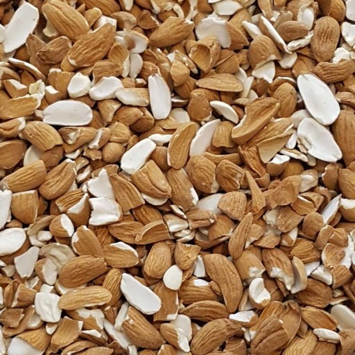 فروش اینترنتی عمده بادام شیرین شکسته