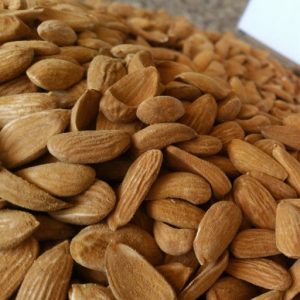 شرکت تولید،فروش و صادرات بادام 