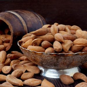 صادر کننده بادام مامایی درجه یک در ایران