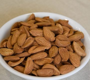فروش عمده بادام مامایی به هند