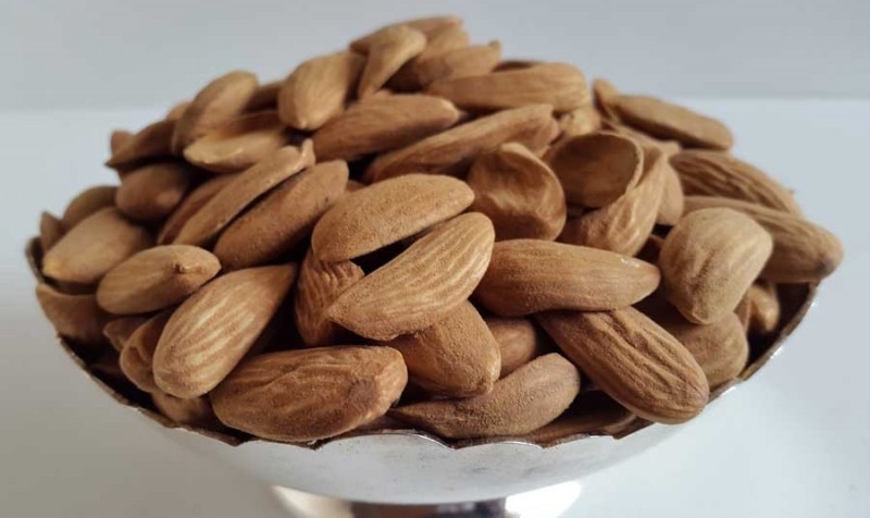 خرید مستقیم بادام مامایی از تولید کننده