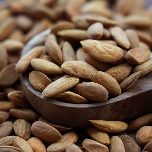 مغز بادام مامایی شادیز
