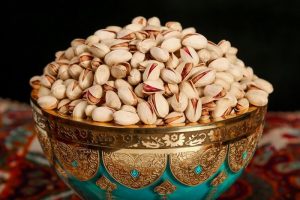 پسته احمد آقایی ارزان قیمت