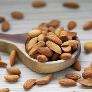 مرکز خرید مغز بادام مامایی: