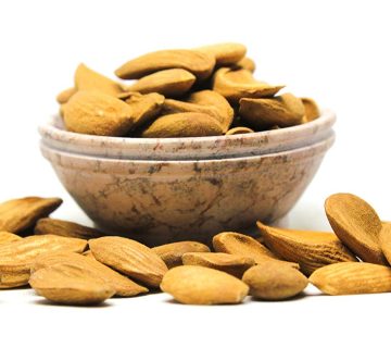 خرید اینترنتی مغز بادام مامایی