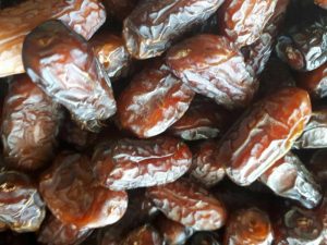 مزایای خرید خرما پیارم از شادیز - فروش عمده خرمای پیارم 1401 - خرمای ایرانی شادیز